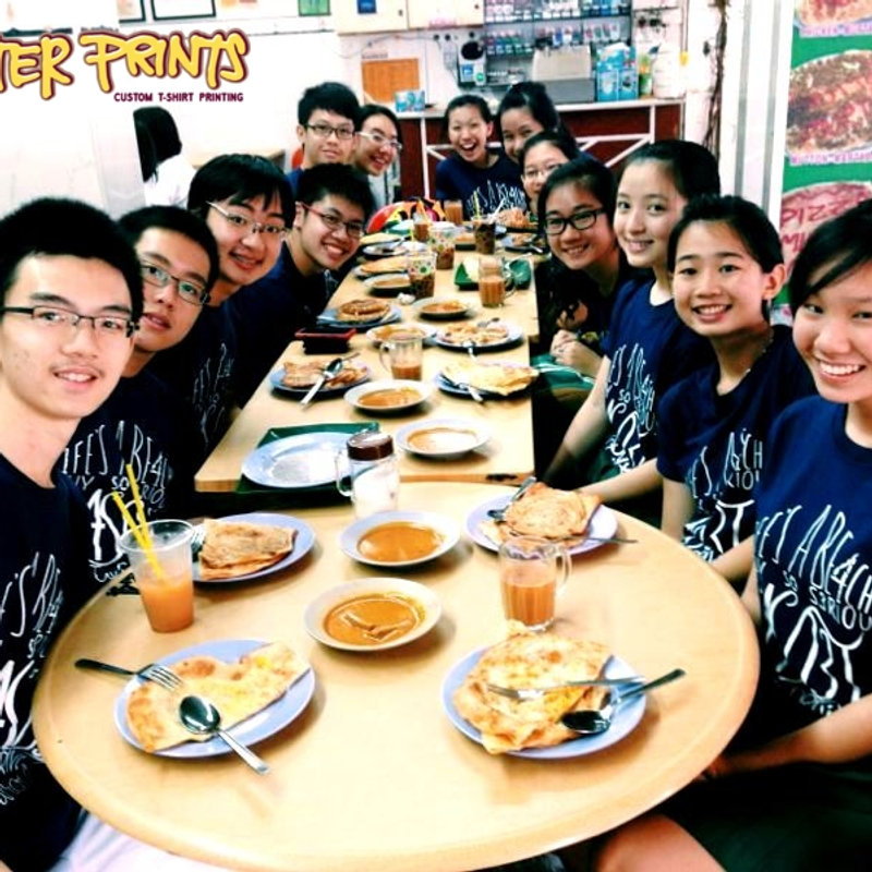 Class tees at a group dinner